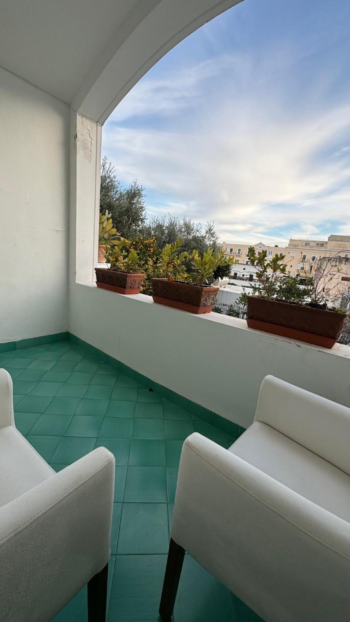 Suites Edivino Design Капри Екстериор снимка